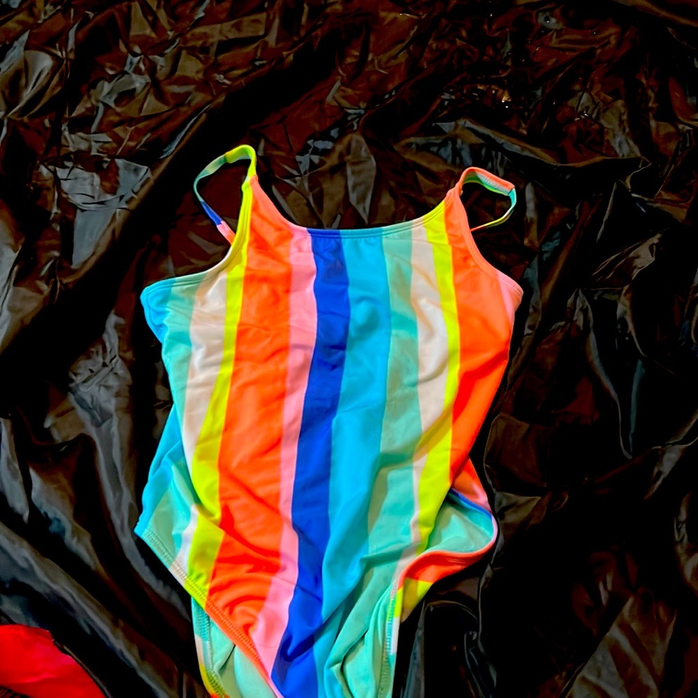 Bathing suit